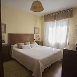 纱黎拉公寓 公寓 *
